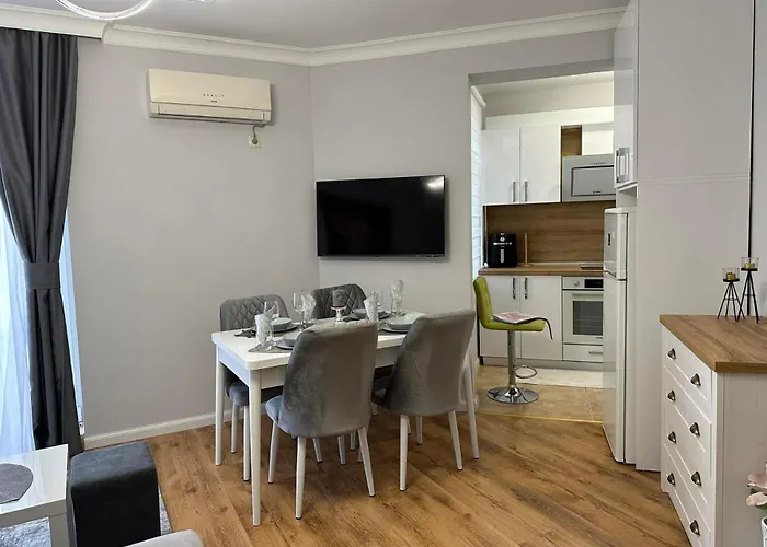 Marina Apartament Rawda